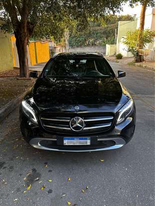 MERCEDES-BENZ-GLA 200-2014
