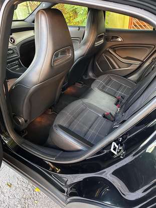 MERCEDES-BENZ-GLA 200-2014