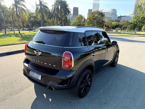 MINI-COUNTRYMAN-2010