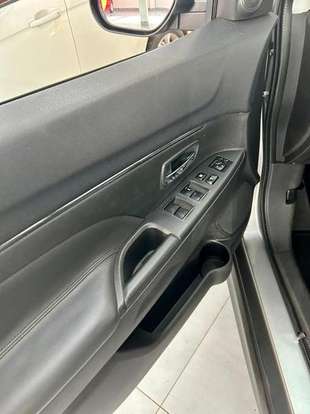 MITSUBISHI-ASX-2017