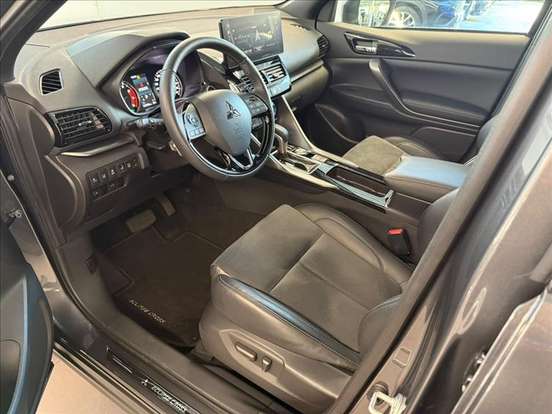 MITSUBISHI-ECLIPSE CROSS-1.5 MIVEC TURBO GASOLINA HPE-S BLACK S-AWC CVT MITSUBISHI-ECLIPSE CROSS-2025