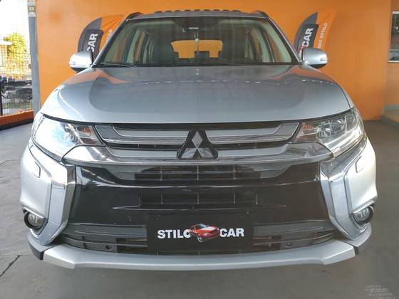 MITSUBISHI OUTLANDER 2.2 4X4 16V DIESEL 4P AUTOMÁTICO