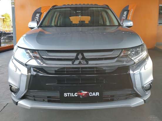MITSUBISHI-OUTLANDER-2.2 4X4 16V DIESEL 4P AUTOMÁTICO MITSUBISHI-OUTLANDER-2016