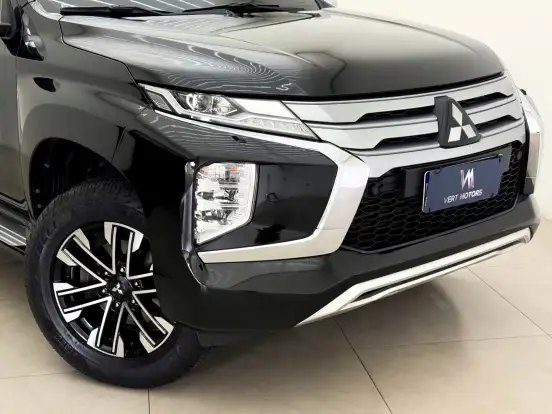 MITSUBISHI-PAJERO SPORT-2020