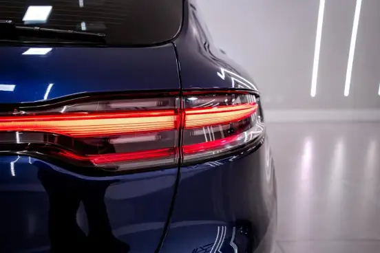 PORSCHE-MACAN-2024