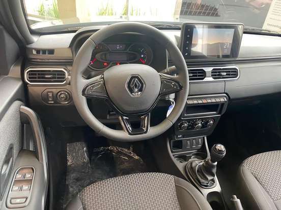 RENAULT-OROCH-1.6 16V SCE FLEX INTENSE MANUAL RENAULT-OROCH-2025