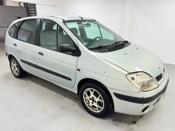 RENAULT SCÉNIC 1.6 RT 16V GASOLINA 4P MANUAL