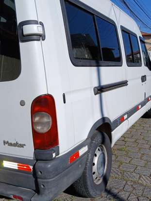 RENAULT-MASTER-2008