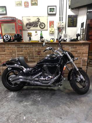 SUZUKI BOULEVARD M800 