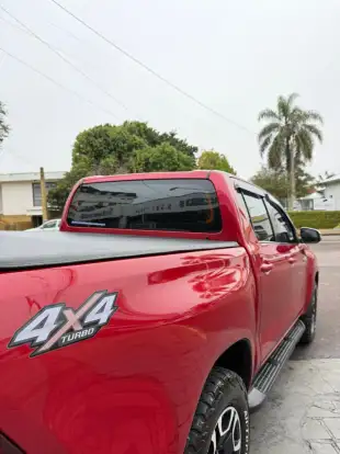 TOYOTA-HILUX-2020
