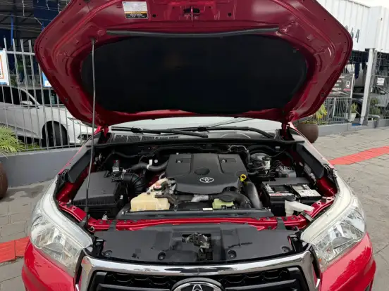 TOYOTA-HILUX-2020