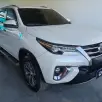TOYOTA HILUX SW4 2.8 SRX 4X4 7 LUGARES 16V TURBO INTERCOOLER DIESEL 4P AUTOMÁTICO TOYOTA HILUX SW4 2.8 SRX 4X4 7 LUGARES 16V TURBO INTERCOOLER DIESEL 4P AUTOMÁTICO