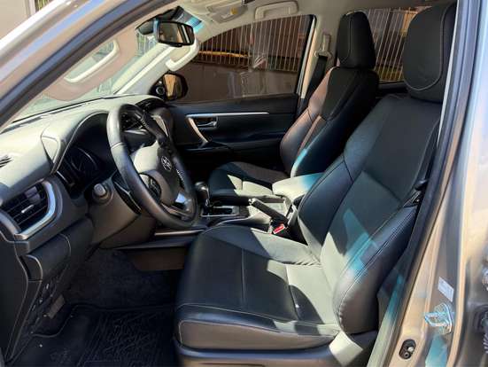 TOYOTA-COROLLA-2022