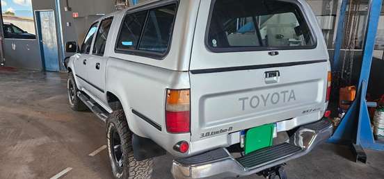 TOYOTA-HILUX-3.0 SR 4X4 CD 8V TURBO DIESEL 4P MANUAL TOYOTA-HILUX-2004