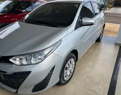 TOYOTA YARIS 1.3 16V FLEX XL LIVE MULTIDRIVE TOYOTA YARIS 1.3 16V FLEX XL LIVE MULTIDRIVE