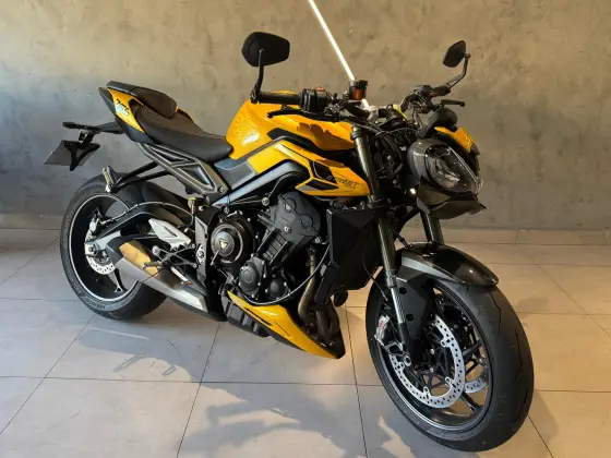 TRIUMPH STREET TRIPLE RS ABS TRIUMPH STREET TRIPLE RS ABS