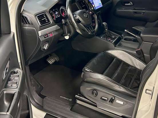 VOLKSWAGEN-AMAROK-2.0 HIGHLINE EXTREME 4X4 CD 16V TURBO INTERCOOLER DIESEL 4P AUTOMÁTICO VOLKSWAGEN-AMAROK-2017
