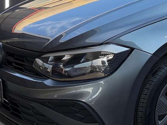 VOLKSWAGEN-POLO-2024