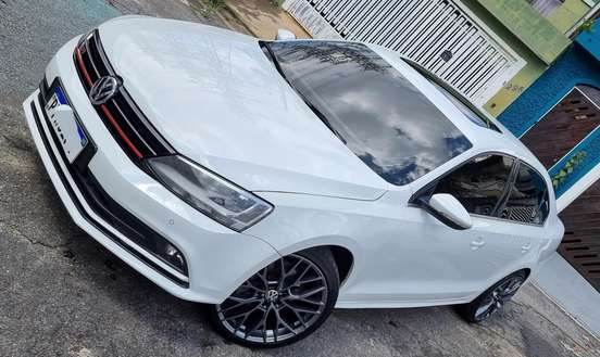 VOLKSWAGEN-JETTA-2.0 TSI HIGHLINE 211CV GASOLINA 4P TIPTRONIC VOLKSWAGEN-JETTA-2016