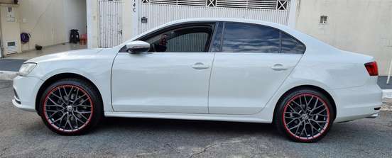 VOLKSWAGEN-JETTA-2.0 TSI HIGHLINE 211CV GASOLINA 4P TIPTRONIC VOLKSWAGEN-JETTA-2016