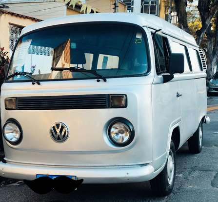VOLKSWAGEN-KOMBI-2005