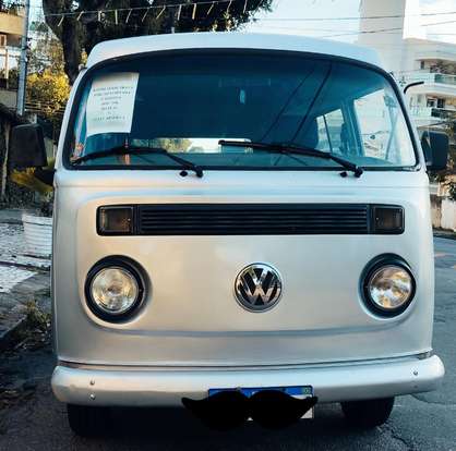 VOLKSWAGEN-KOMBI-2005