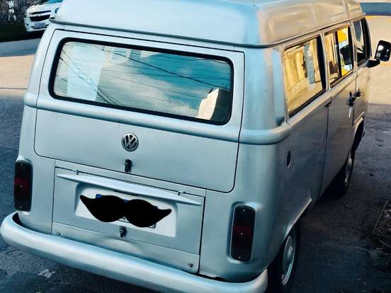 VOLKSWAGEN-KOMBI-1.6 MI STD SÉRIE PRATA 8V GASOLINA 3P MANUAL VOLKSWAGEN-KOMBI-2005