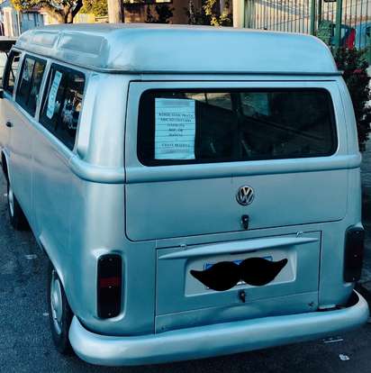 VOLKSWAGEN-KOMBI-2005