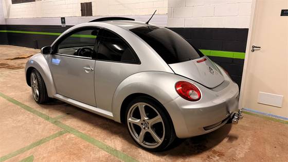 VOLKSWAGEN NEW BEETLE 2.0 MI 8V GASOLINA 2P MANUAL