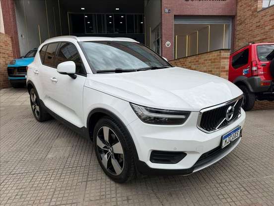 VOLVO-XC40-2.0 T4 GASOLINA MOMENTUM GEARTRONIC VOLVO-XC40-2020