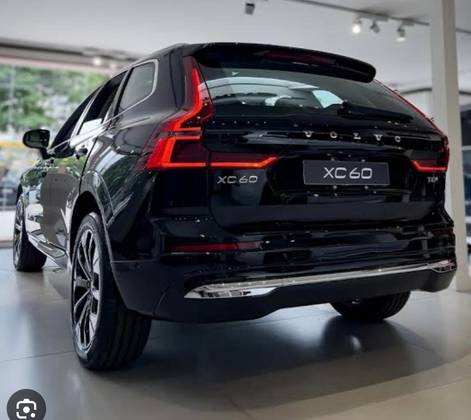 VOLVO XC60 2.0 T8 PHEV ULTRA AWD GEARTRONIC