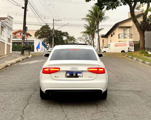 AUDI-A4-2012