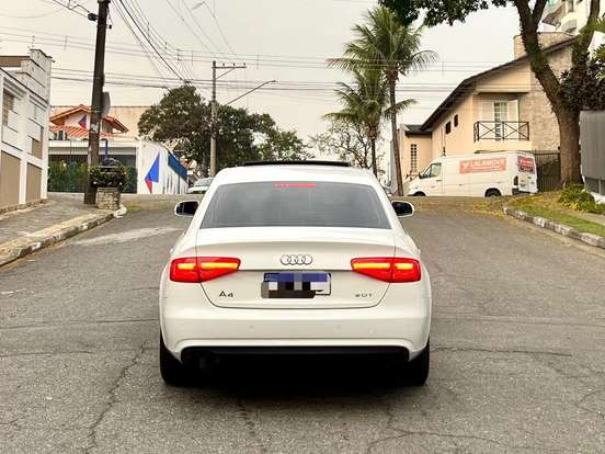 AUDI-A4-2.0 TFSI AMBIENTE 183CV GASOLINA 4P MULTITRONIC AUDI-A4-2012