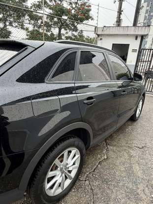 AUDI-Q3-2018