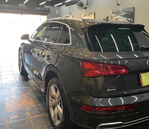 AUDI-Q5-2020