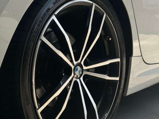 BMW-320i-2.0 16V TURBO FLEX M SPORT AUTOMÁTICO BMW-320i-2022