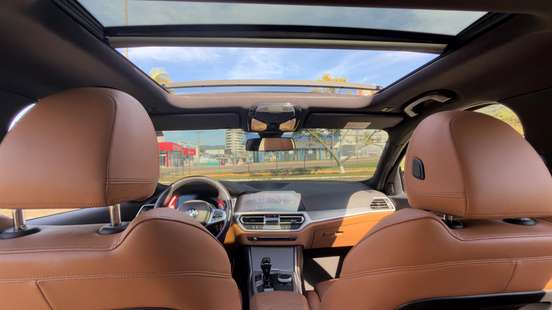 BMW-320i-2020
