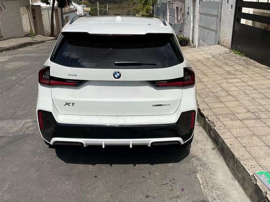 BMW-X1-2.0 16V TURBO GASOLINA SDRIVE20I X-LINE STEPTRONIC BMW-X1-2025