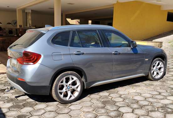 BMW-X1-3.0 24V GASOLINA XDRIVE28I 4P AUTOMÁTICO BMW-X1-2010