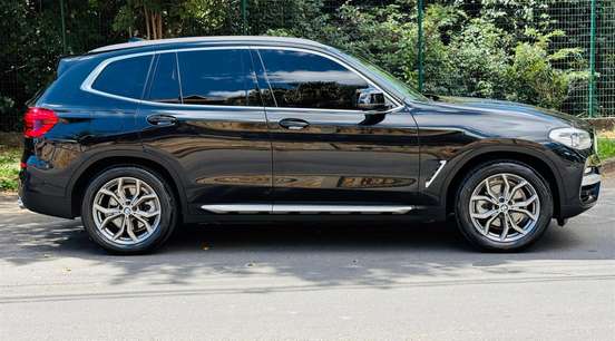BMW-X3-2018