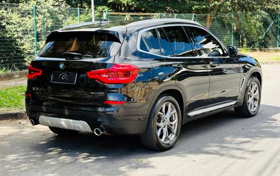 BMW-X3-2018