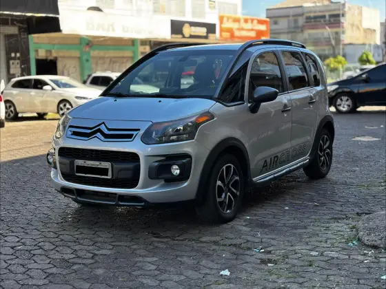 CITROËN AIRCROSS 1.6 EXCLUSIVE 16V FLEX 4P AUTOMÁTICO CITROËN AIRCROSS 1.6 EXCLUSIVE 16V FLEX 4P AUTOMÁTICO