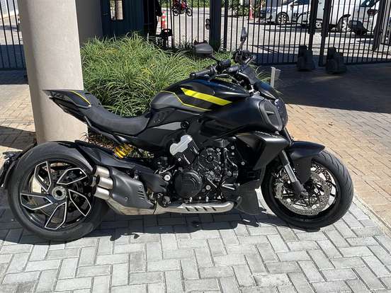 DUCATI-DIAVEL V4 DUCATI-DIAVEL V4-2025