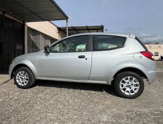 FORD-KA-2010