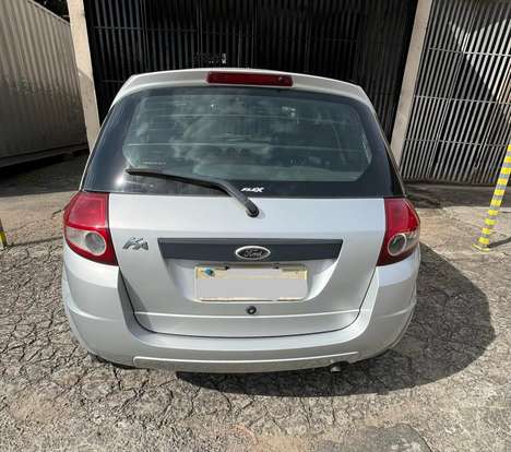 FORD-KA-2010