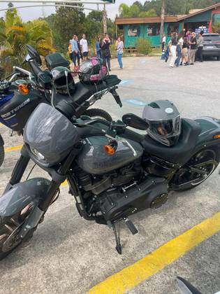 HARLEY-DAVIDSON LOW RIDER S 