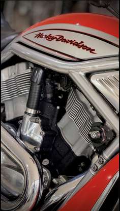 HARLEY-DAVIDSON-STREET ROD-2005