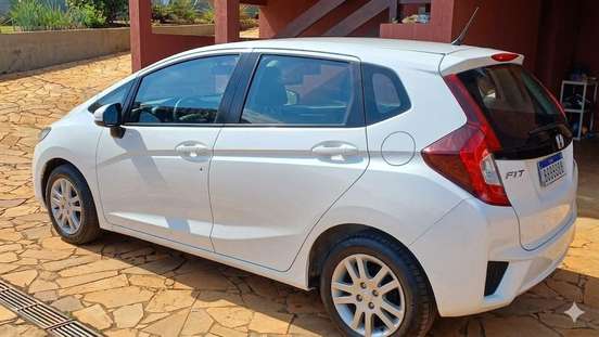 HONDA-FIT-2016