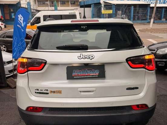 JEEP-COMPASS-2.0 16V DIESEL LONGITUDE 4X4 AUTOMÁTICO JEEP-COMPASS-2017