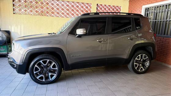 JEEP RENEGADE 2.0 16V TURBO DIESEL LONGITUDE 4P 4X4 AUTOMÁTICO